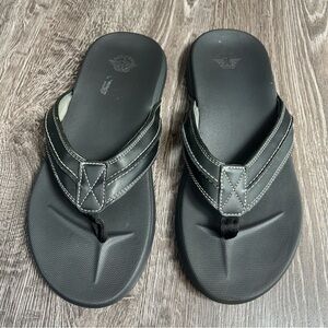 Dockers Men's Black leather Flip Flops